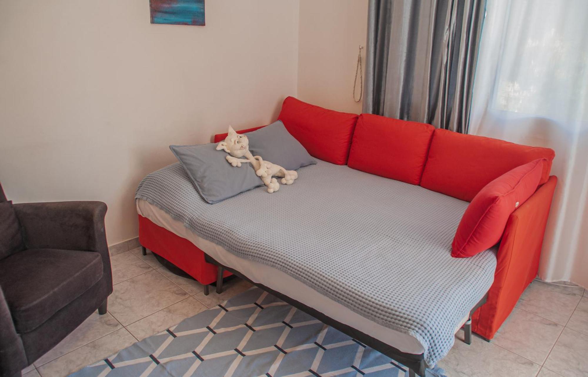 Cozy 1 Bedroom Apartment In Walking Distance To The Municipal Beach Paphos Luaran gambar